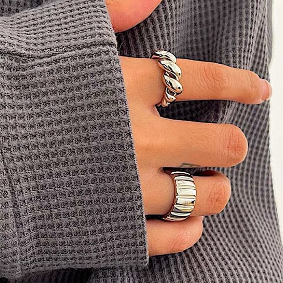 STERLING SILVER TWISTED IRREGULAR RESIZABLE RING - Picture 5 of 5